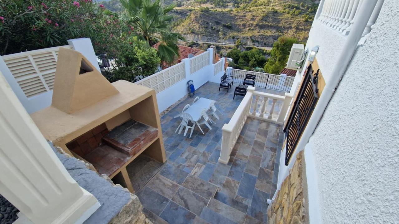 Maryvilla Zohra * Calp