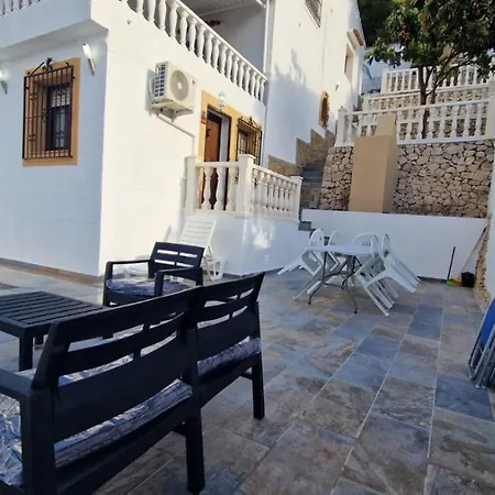 Maryvilla Zohra Calpe Esterno foto