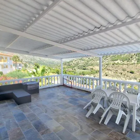 Maryvilla Zohra Calpe Esterno foto