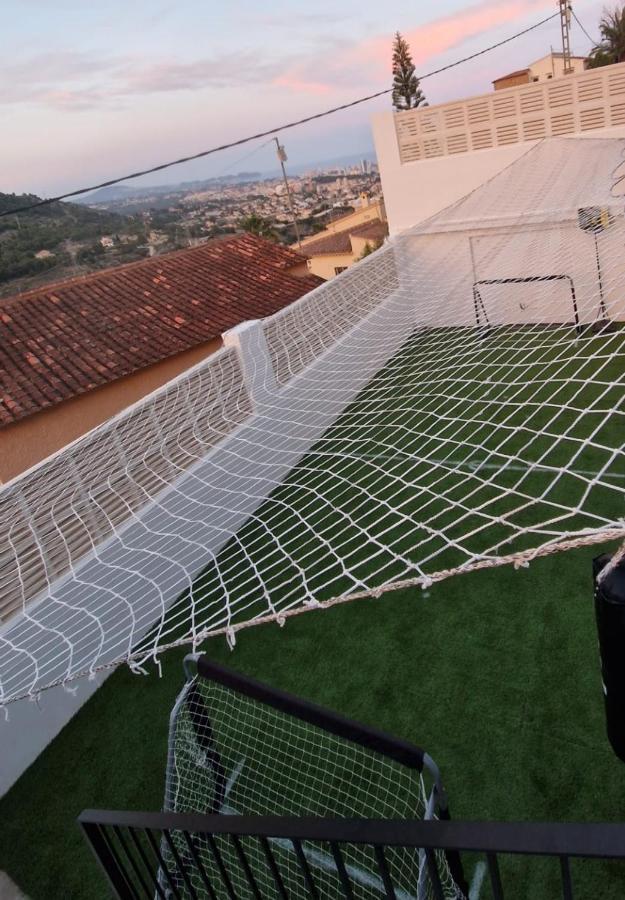 Maryvilla Zohra Calpe